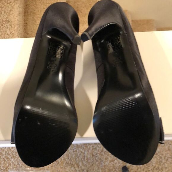 Lulu Townsend Black Satin Platforms - Picture 7 of 7